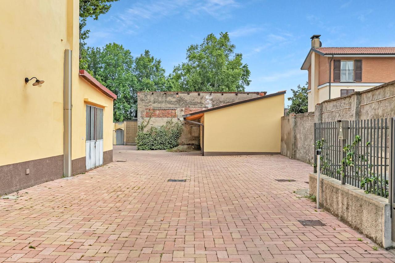 Апартаменти Alessia'S Flat- Naviglio Grande Буччинаско Екстер'єр фото