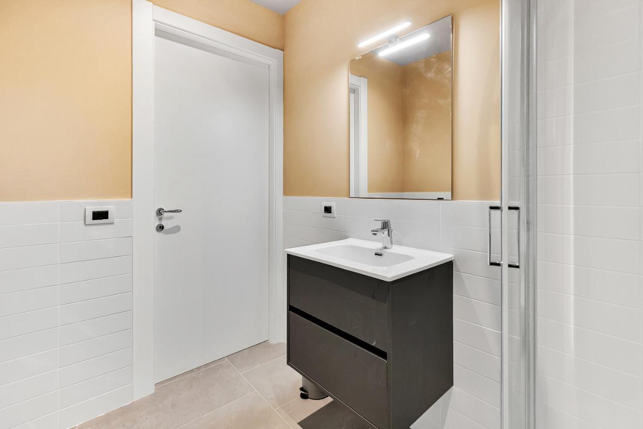 Апартаменти Alessia'S Flat- Naviglio Grande Буччинаско Екстер'єр фото